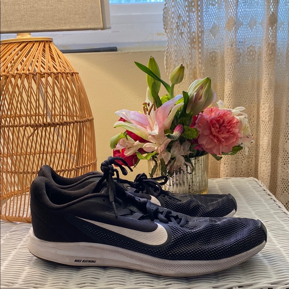 Nike Black and White Running Shoes